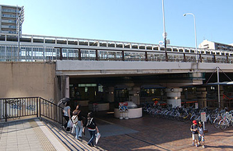 泉北高速鉄道「光明池」駅