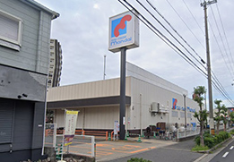 万代和泉府中店